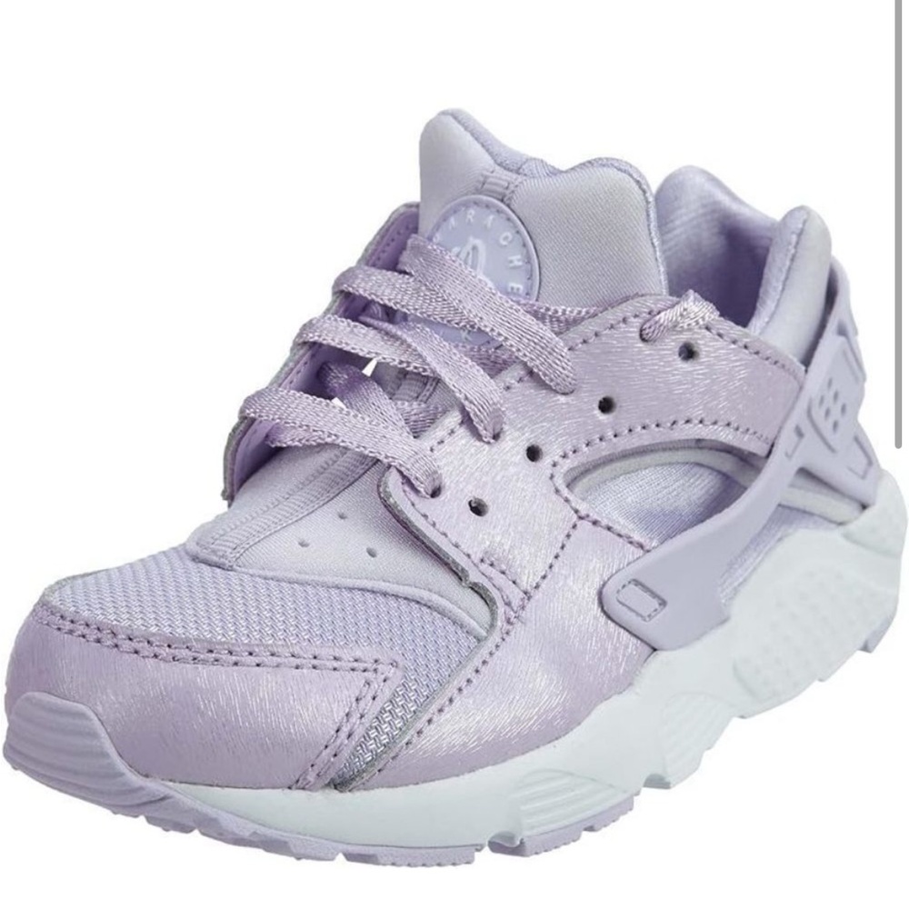 EUC Nike Huaraches lavender and gray